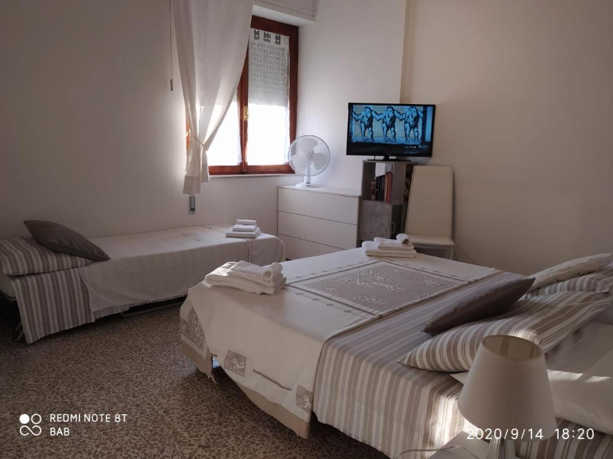 Bab San Feliciano Camere Foligno Kültér fotó